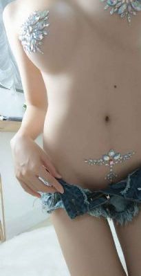 少妇毛片一区二区三区免费看_JVID性感写真