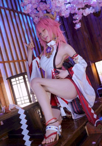 AsianNude艳女Pics_BD在线播放