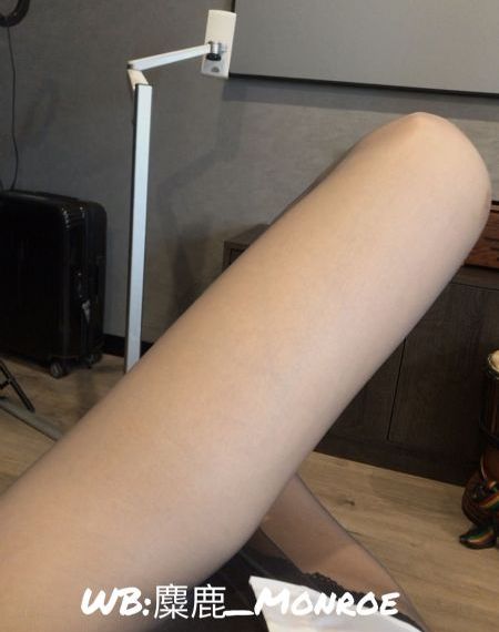 工口里番acg全彩肉体情侣_DVD超清免费观看