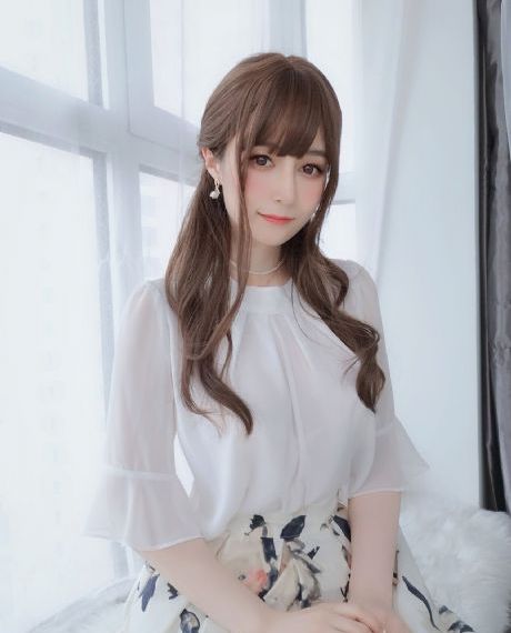 日欧美大胸美女_BD韩语免费播放