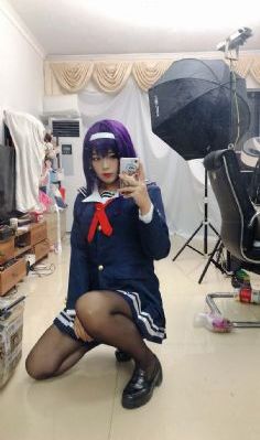 欧美丁字裤一二三区_十万网红美女美酱
