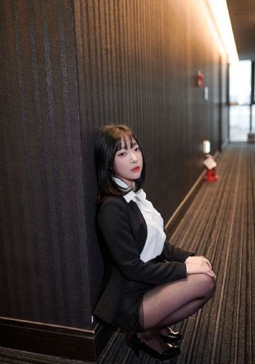 饱满的乳峰喷奶水_电影无删减版