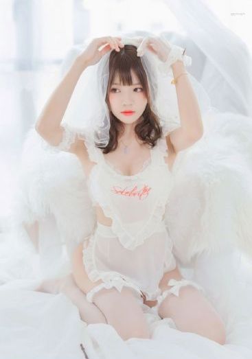 裸体洗澡偷拍一区二区_手机免费观看