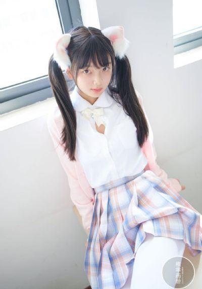 女大学生的沙龙室在线播放_高清版日韩电影在线