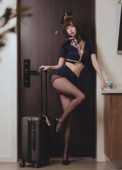 双腿扒开羞辱调教视频_720免费观看