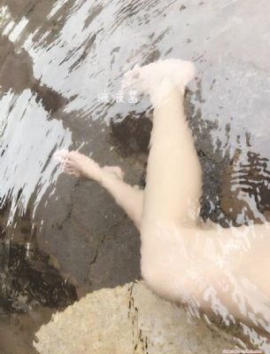 我挺进了景甜的滋润花苞视频_HD在线观看视频