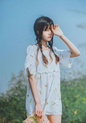 秘书办公室摸她奶呻吟福利动态图_国产剧迅雷电影在线