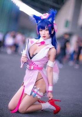 女性下面潮湿是病吗_免费高清在线观看