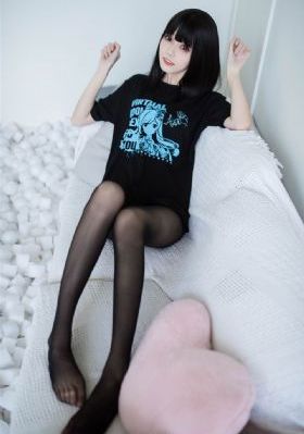 巜亡夫遗像前被欺辱的人妻_超清手机在线观看