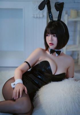 精品日日夜夜_蓝光电影完整版在线观看